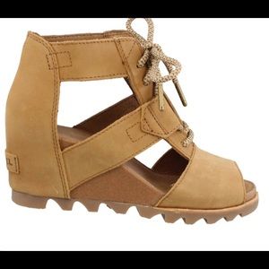 Sorel Joanie Lace up Bootie